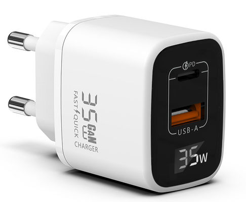 Smart 35W USB-C Charger With Digital Display Charge With Insight Customized for OEM Support